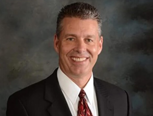 Bradley R. Kwapiszeski, M.D.